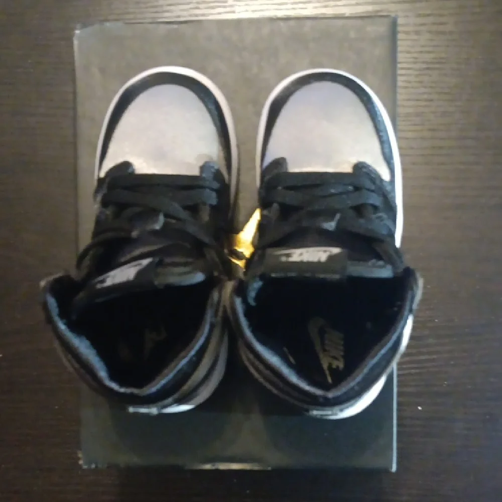Jordan 1 Retro High OG (TD) Satin Shadow Size 7c New With Box - Picture 6 of 10